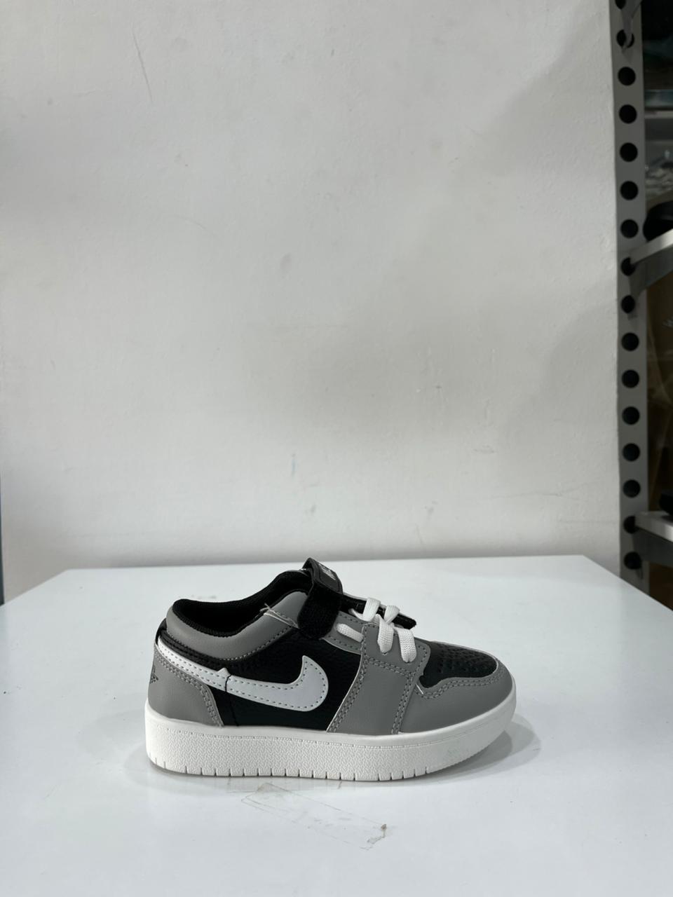 فوركس شوز سيلفي MH_616