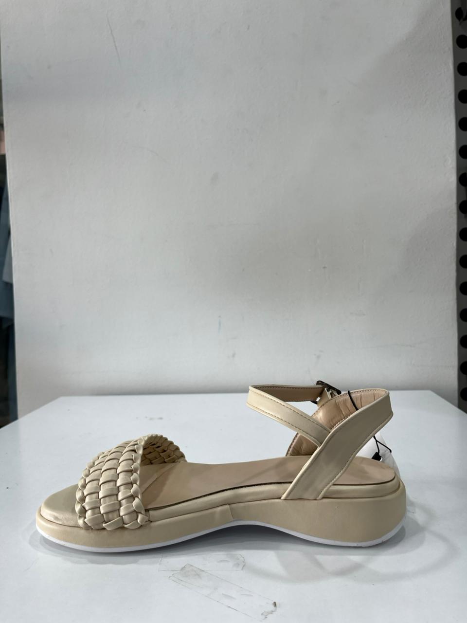 R517/296 الاسمر