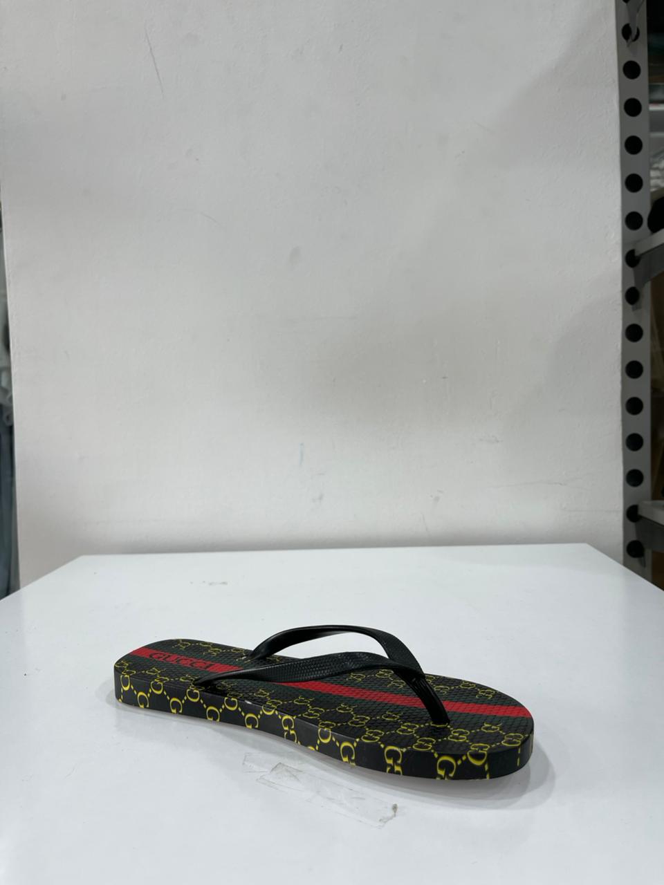 سليبر صباع حريمى gucci