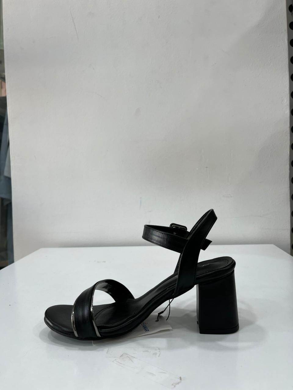 صندل 538 الاسمر